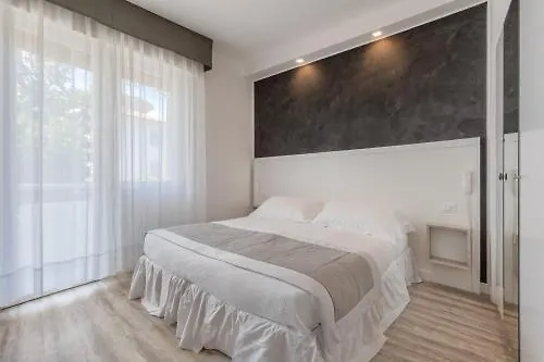 Hotel Sanremo Lido di Jesolo 3*,